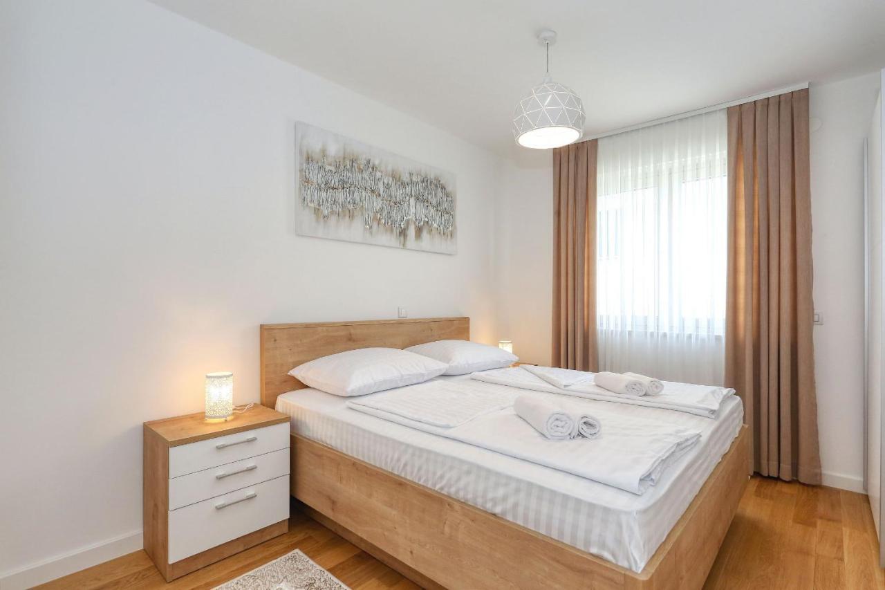 Apartments Luna With Free Parking Zadar Buitenkant foto