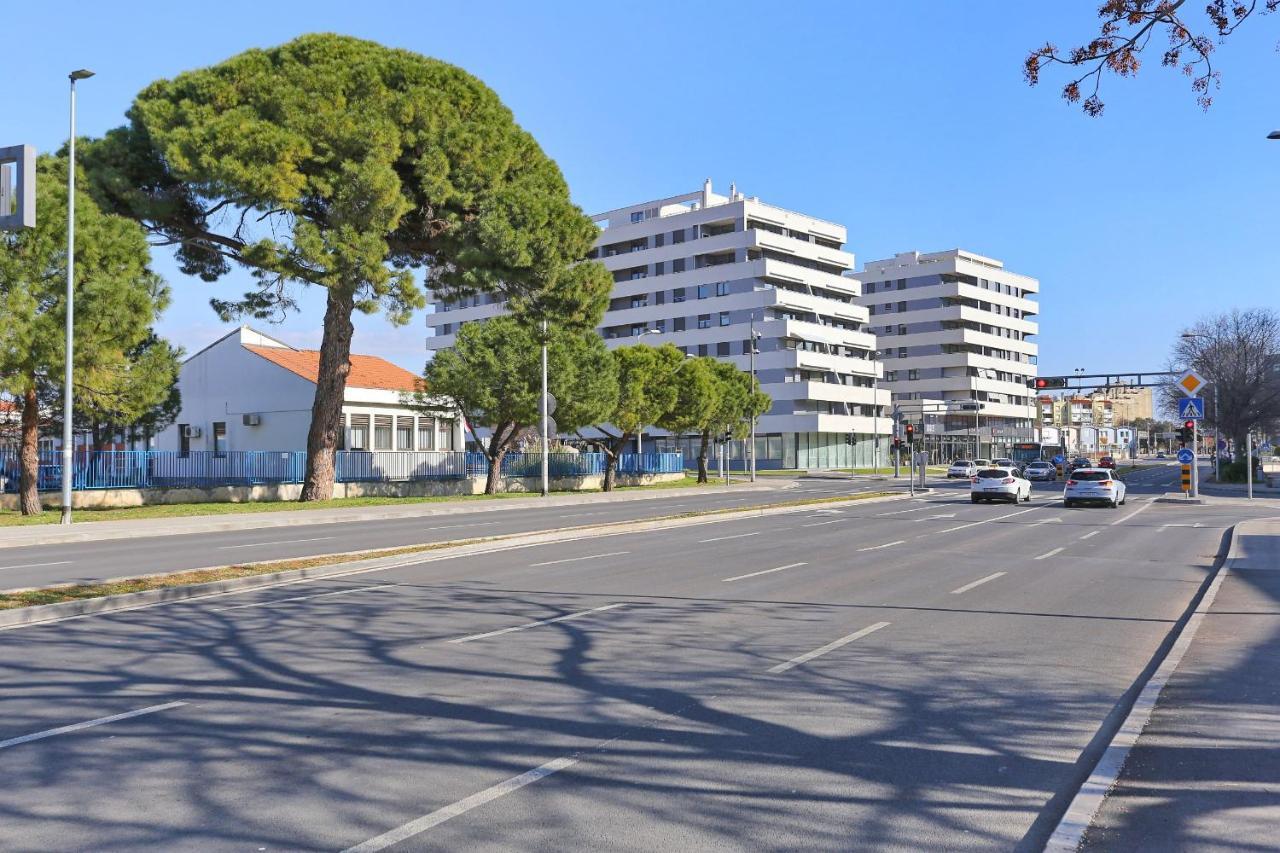 Apartments Luna With Free Parking Zadar Buitenkant foto