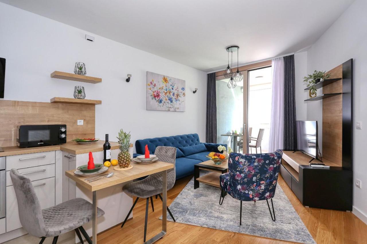 Apartments Luna With Free Parking Zadar Buitenkant foto