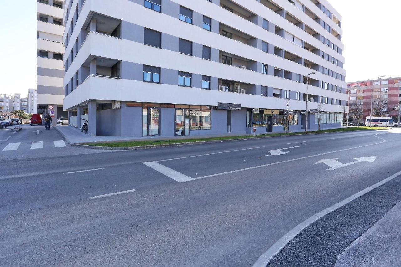 Apartments Luna With Free Parking Zadar Buitenkant foto