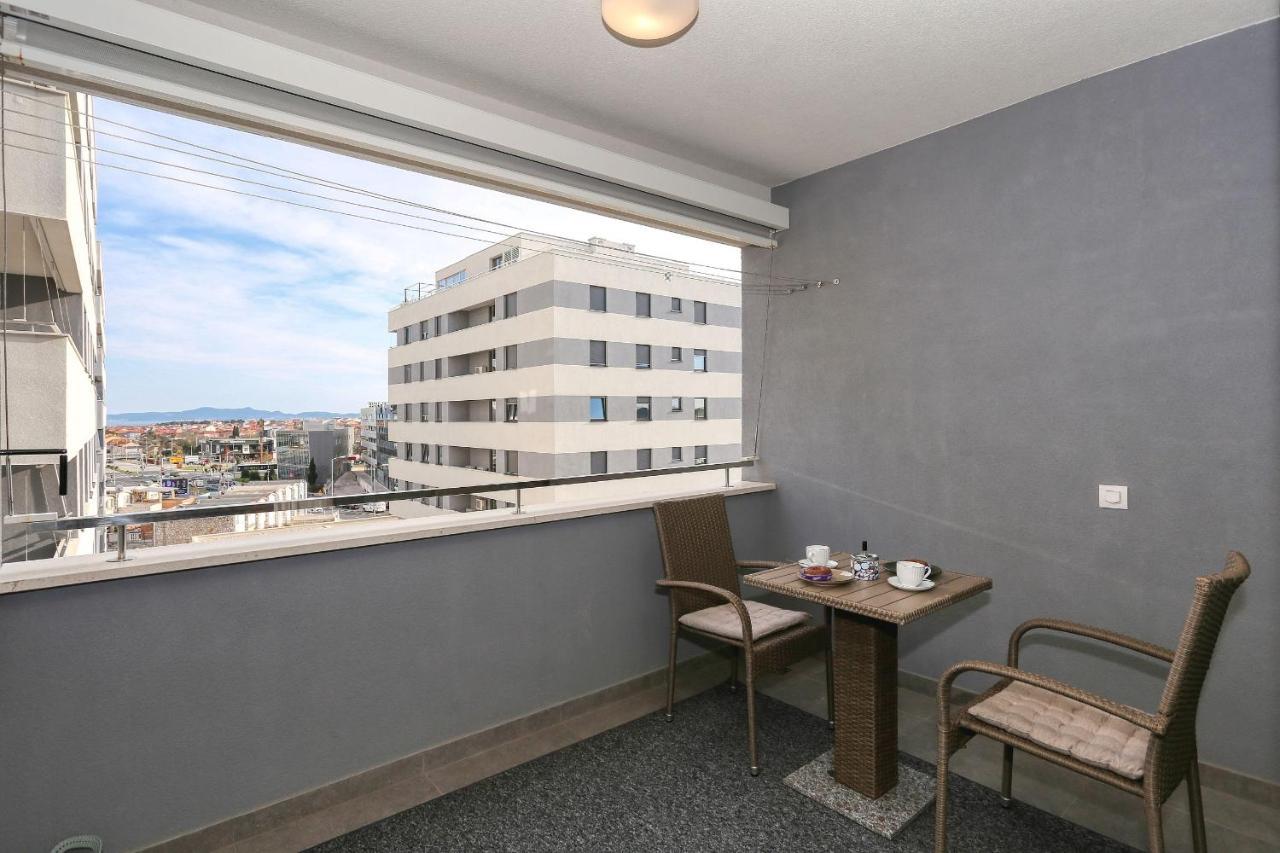 Apartments Luna With Free Parking Zadar Buitenkant foto